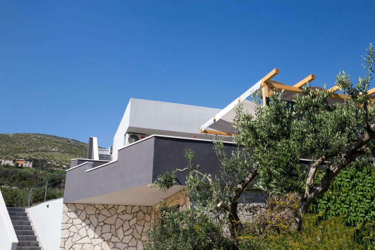 Holiday House M&A&K With Swimming Pool Kaštel Štafilić Exterior foto